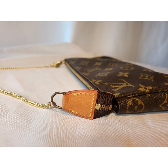 Louis Vuitton Pochette Accessories Monogram Shoulder Bag LV made in France 1998 - Picture 8 of 16